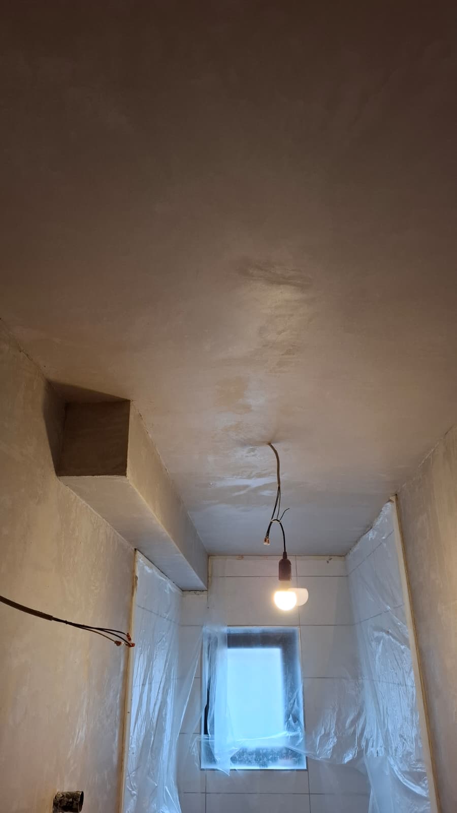 Badezimmer vor der Renovierung